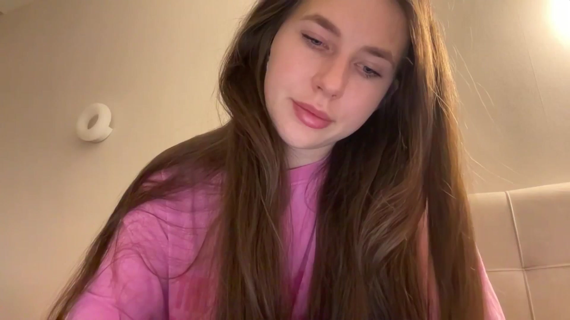 kissfreeze video thumbnail