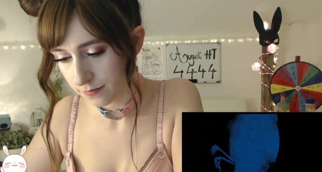 DearLilou video thumbnail