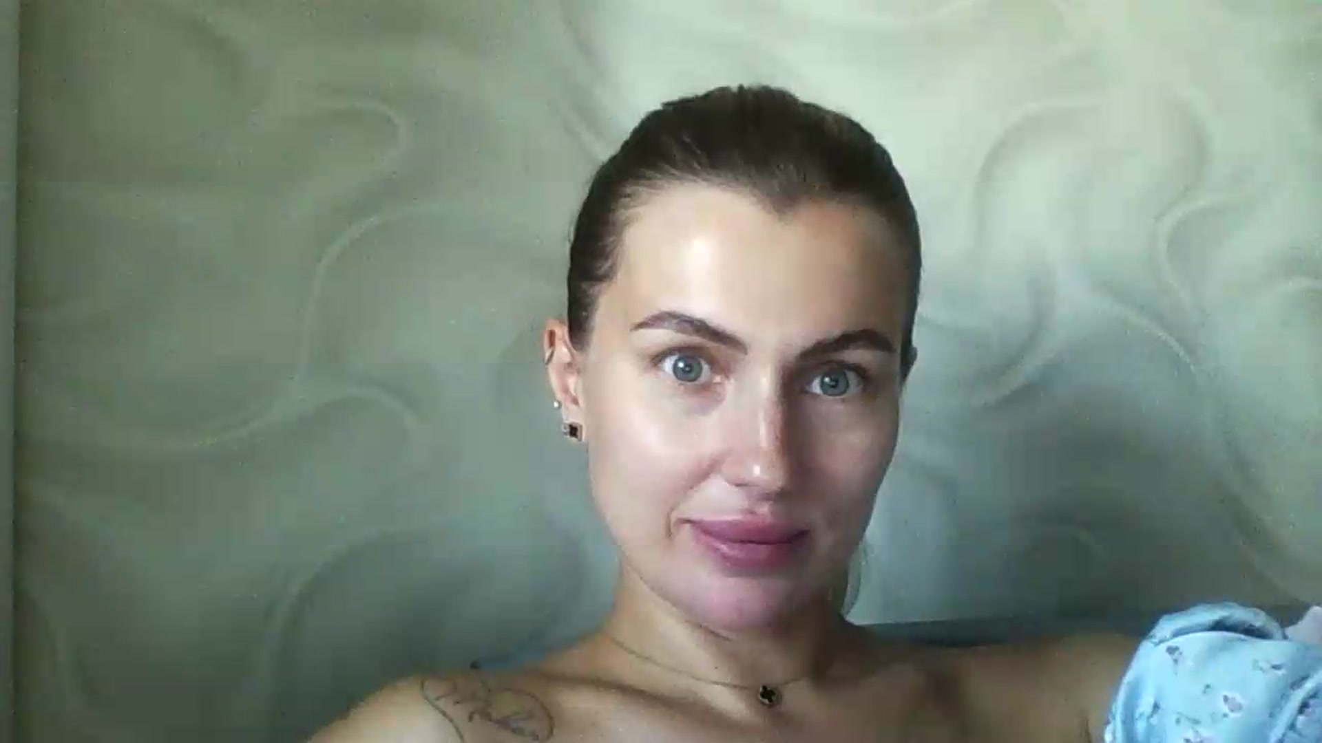 SofiaSimons video thumbnail