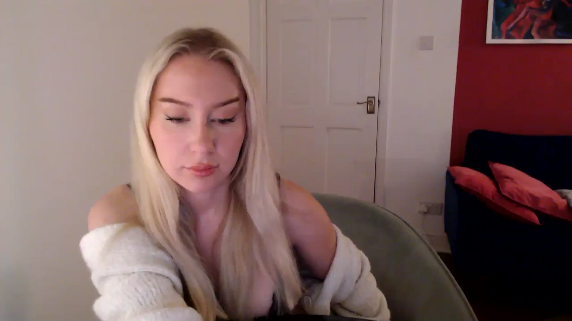 PetiteAvax video thumbnail
