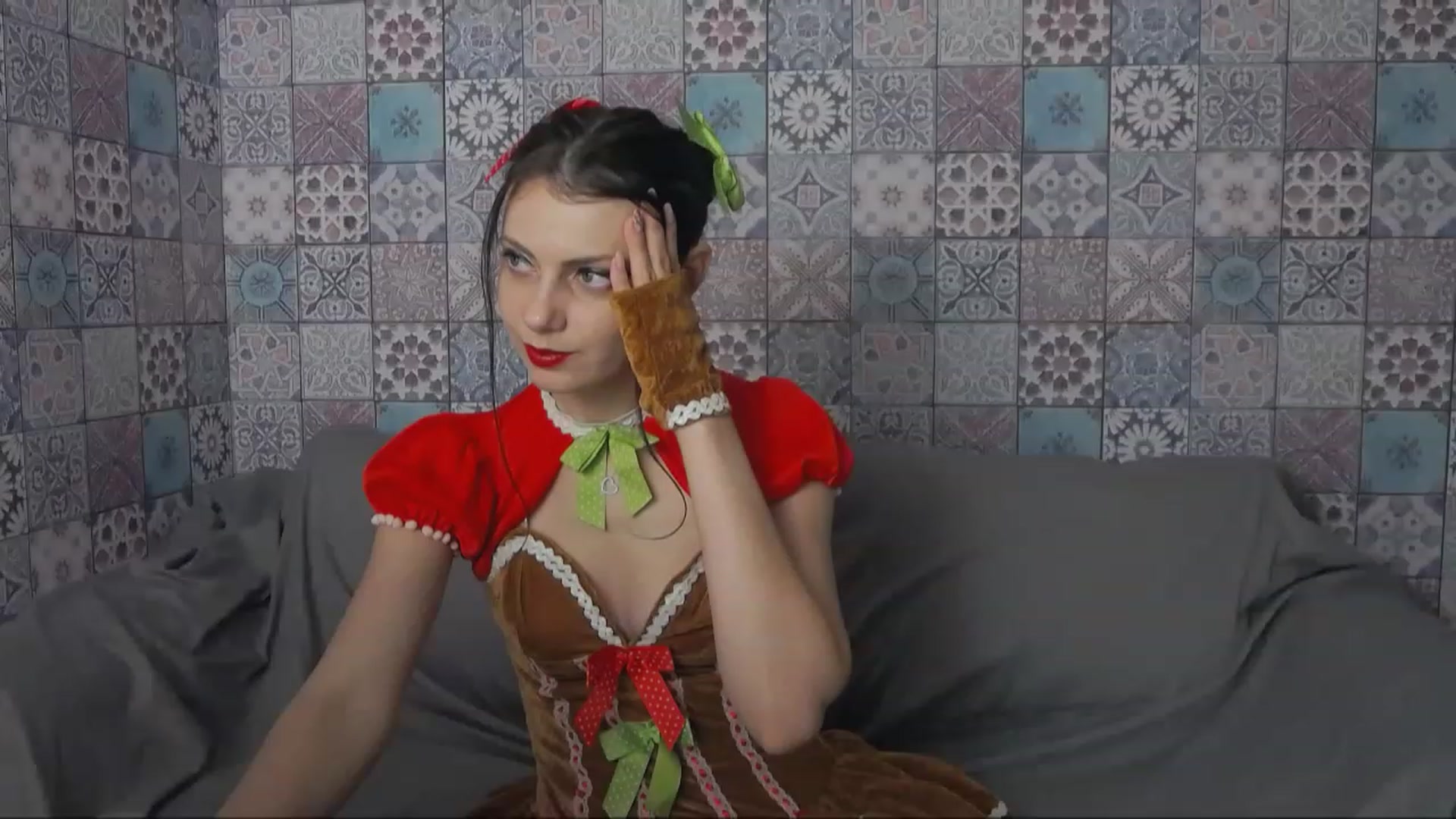 MissAracely video thumbnail