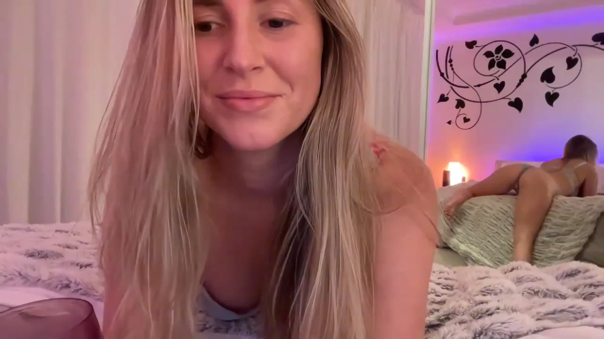 DailyTease video thumbnail
