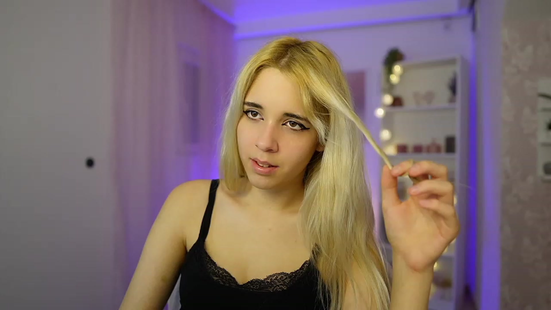 Katie_Kush18 video thumbnail