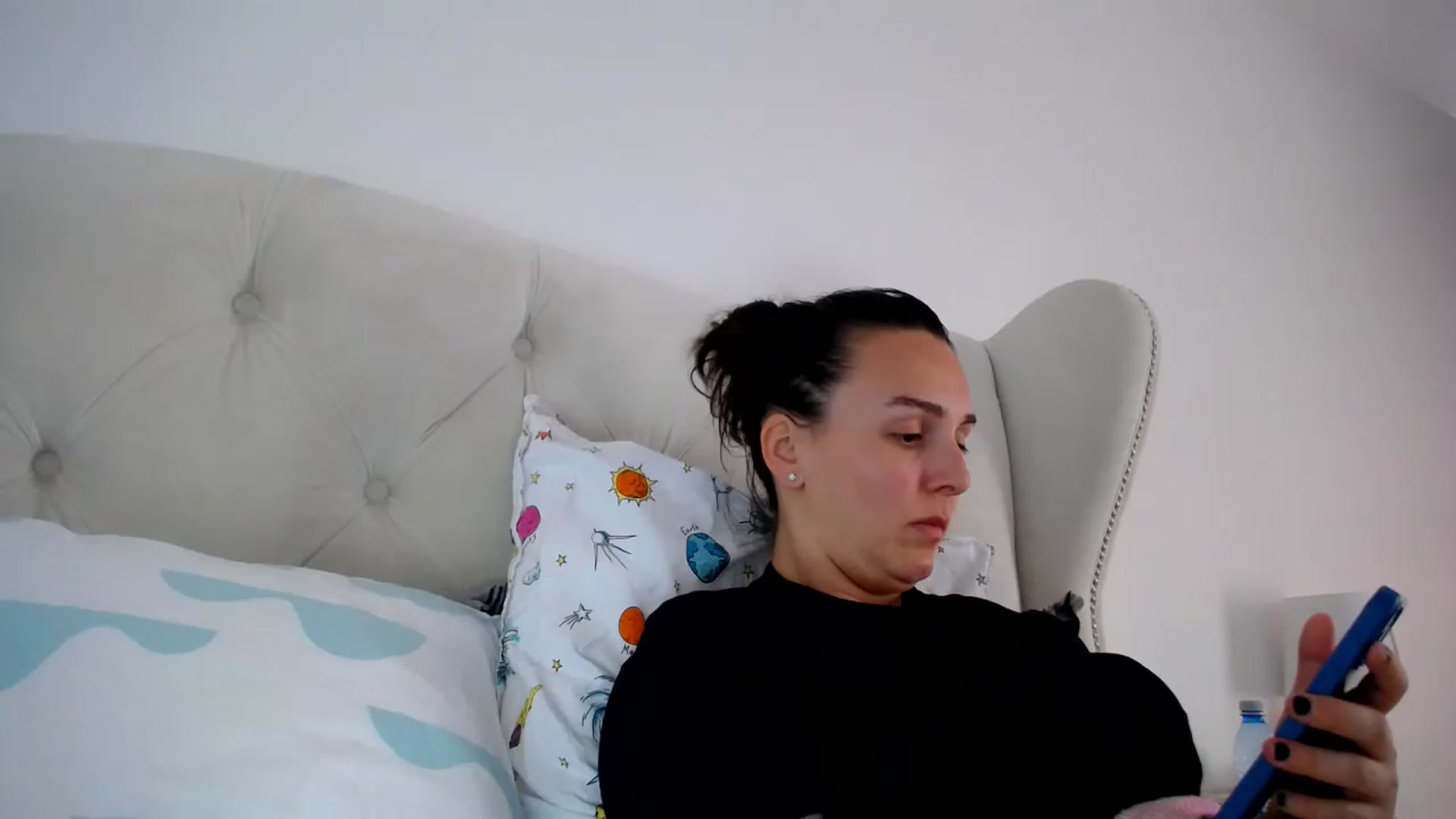 L_A_U video thumbnail