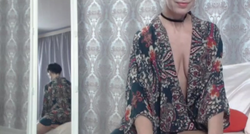 LiaSweetLips video thumbnail