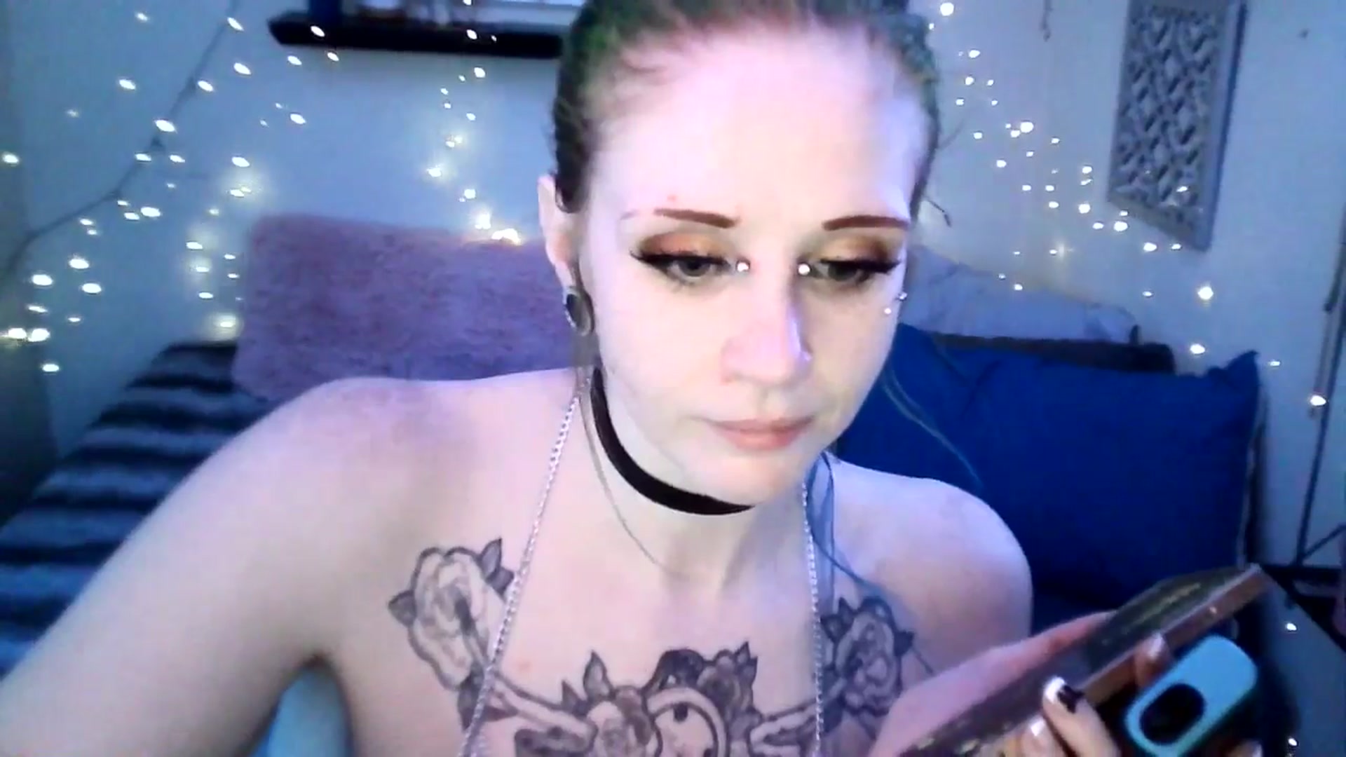 maxxxmoore video thumbnail