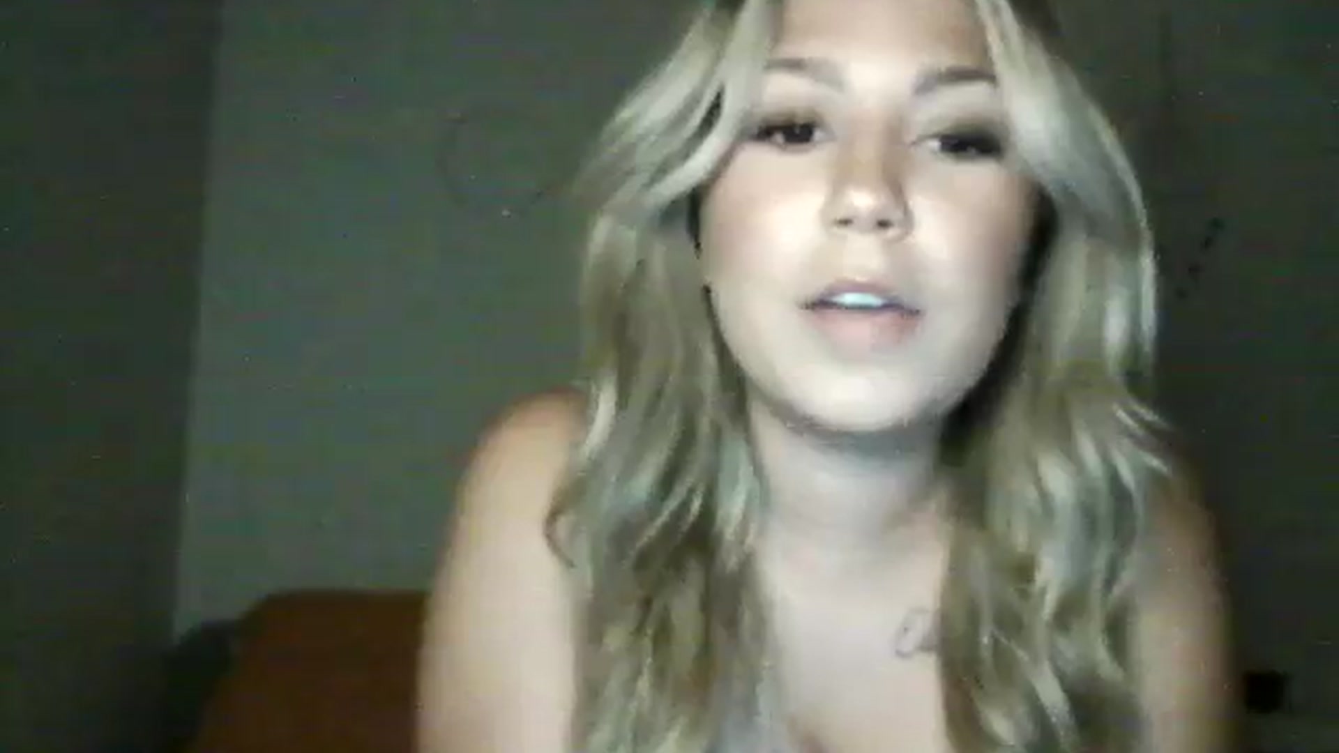 PrettyBlondeP video thumbnail
