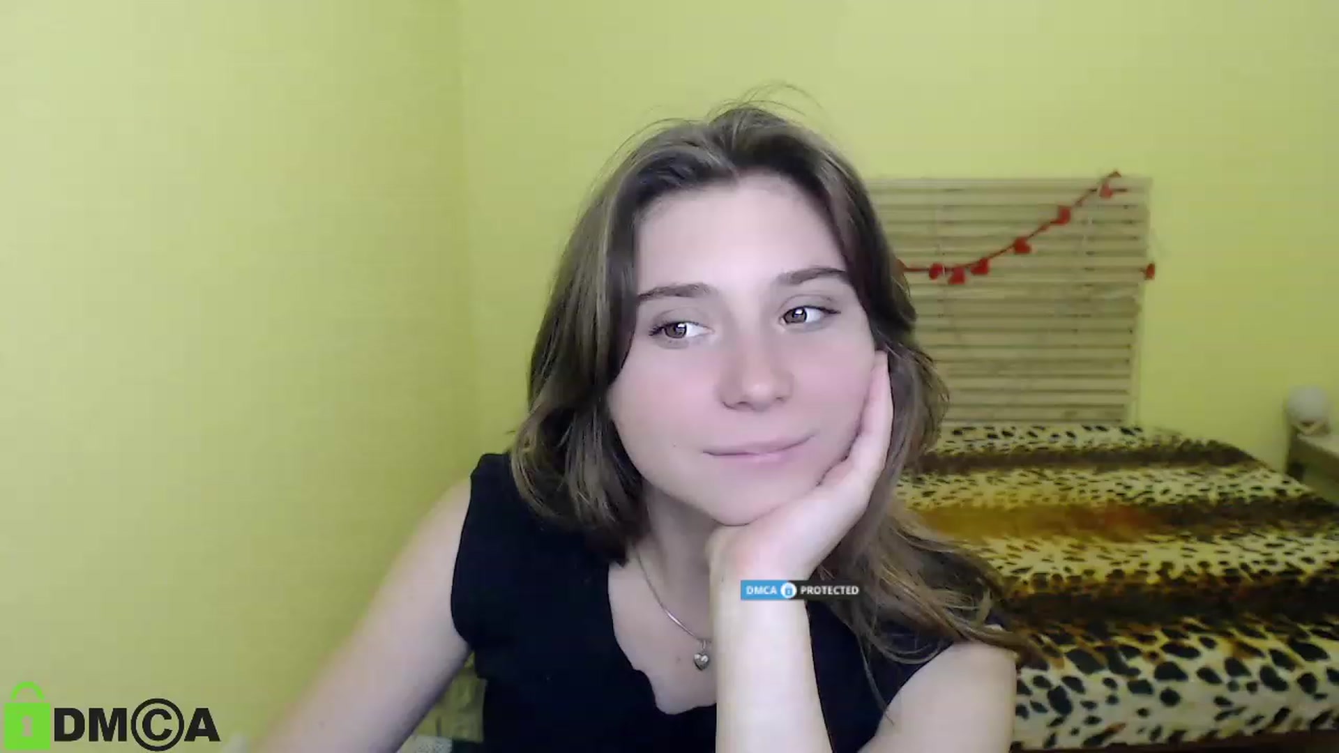 MonicaaCute video thumbnail