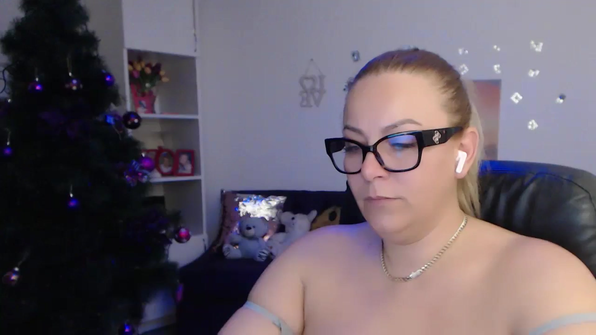 A_baby_Boo video thumbnail