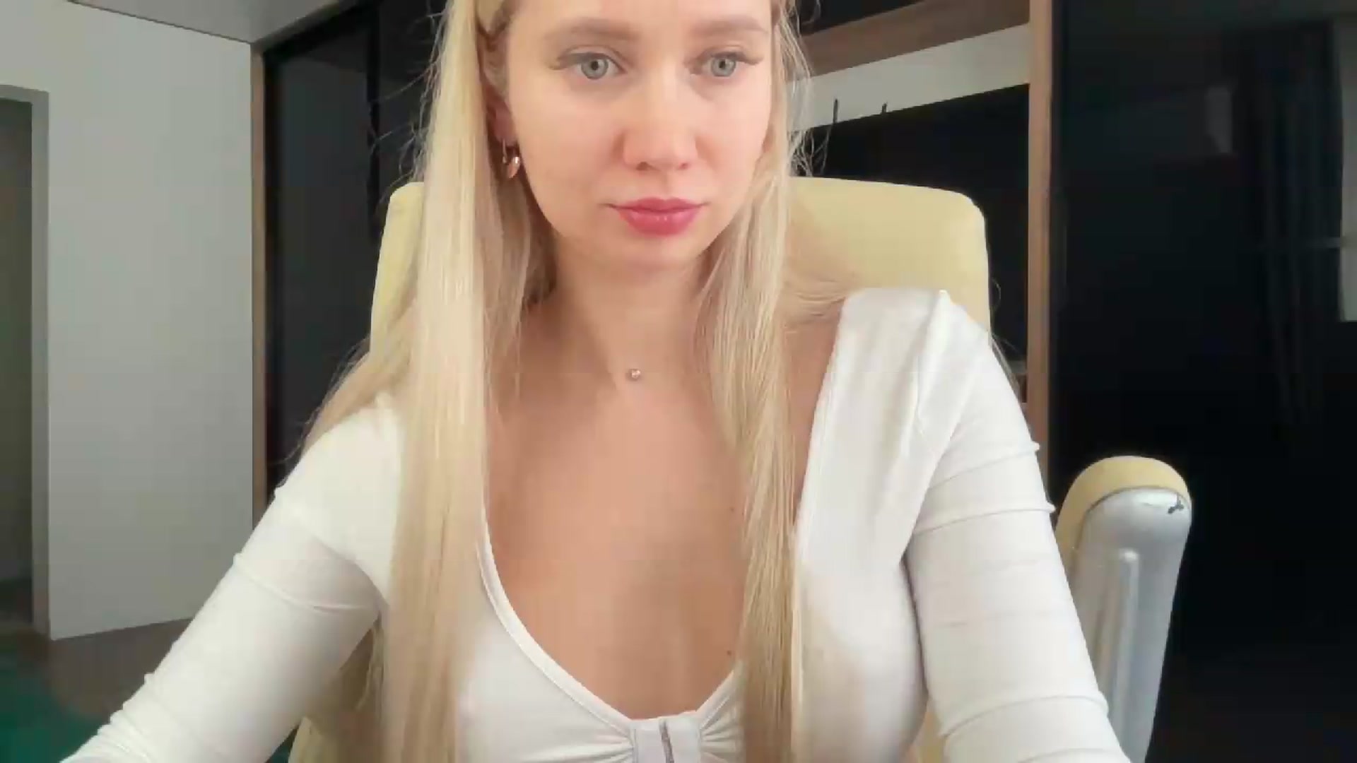 Miss_Sylvia video thumbnail