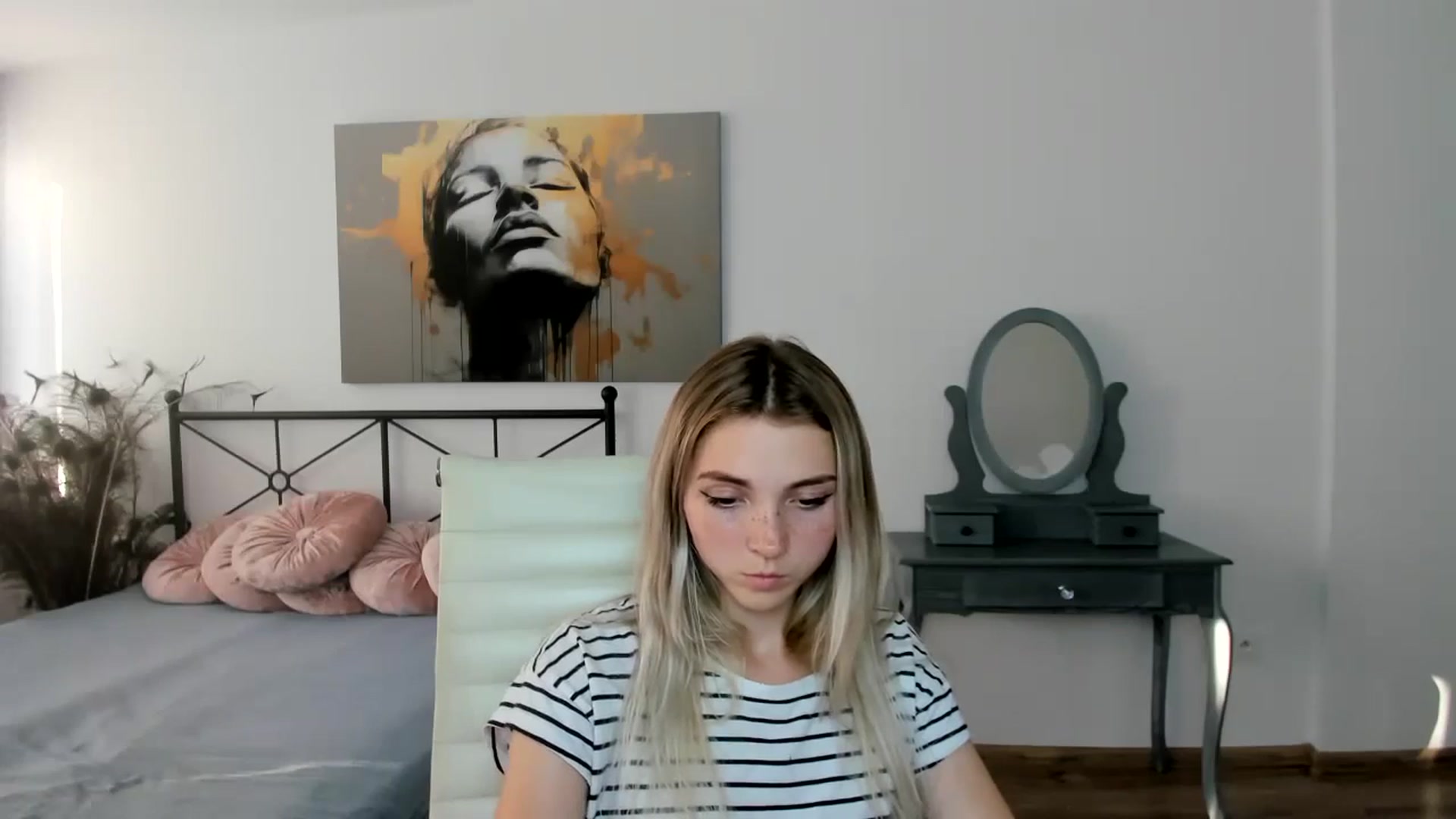 Daisyy video thumbnail