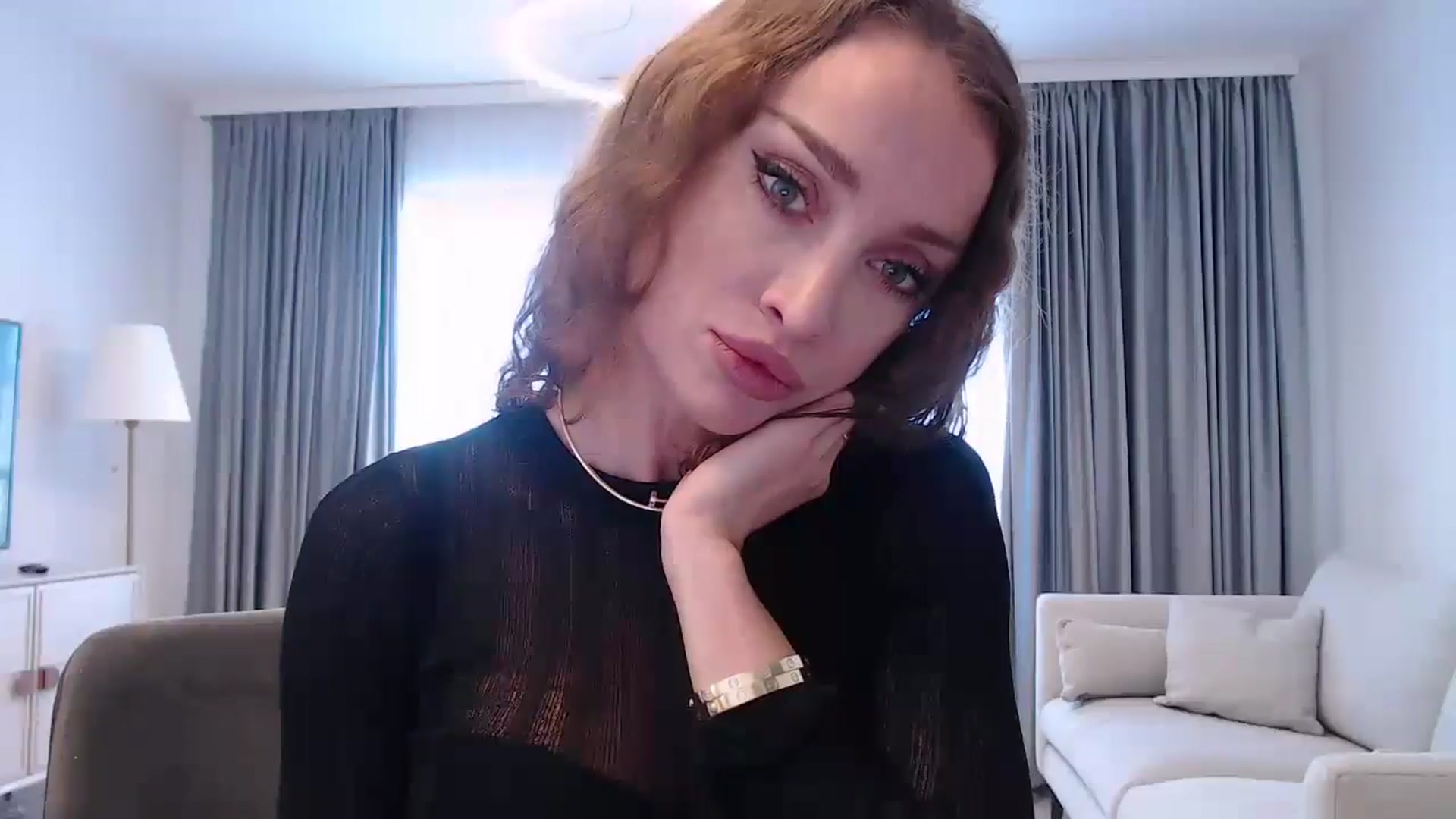 Anayys video thumbnail