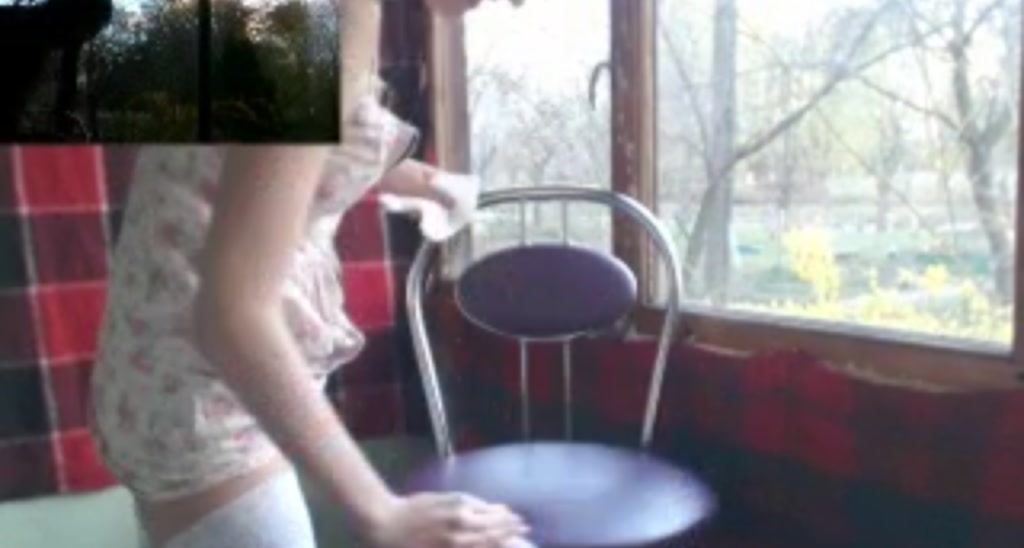 Annie_Holmes video thumbnail