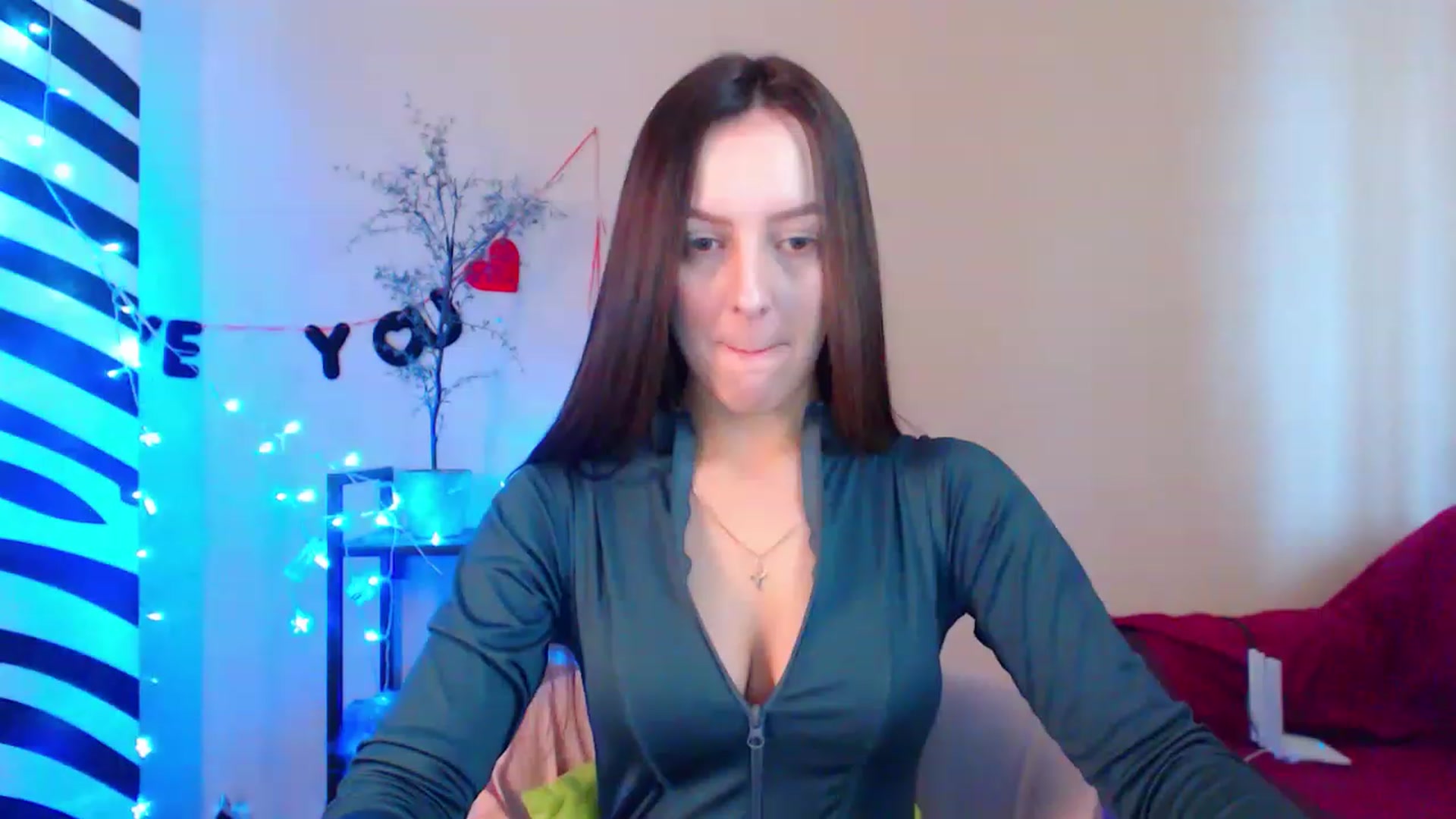 HotAndSexyGi video thumbnail