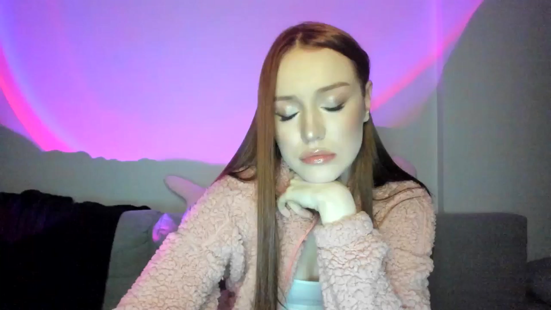 IsabellRrose video thumbnail