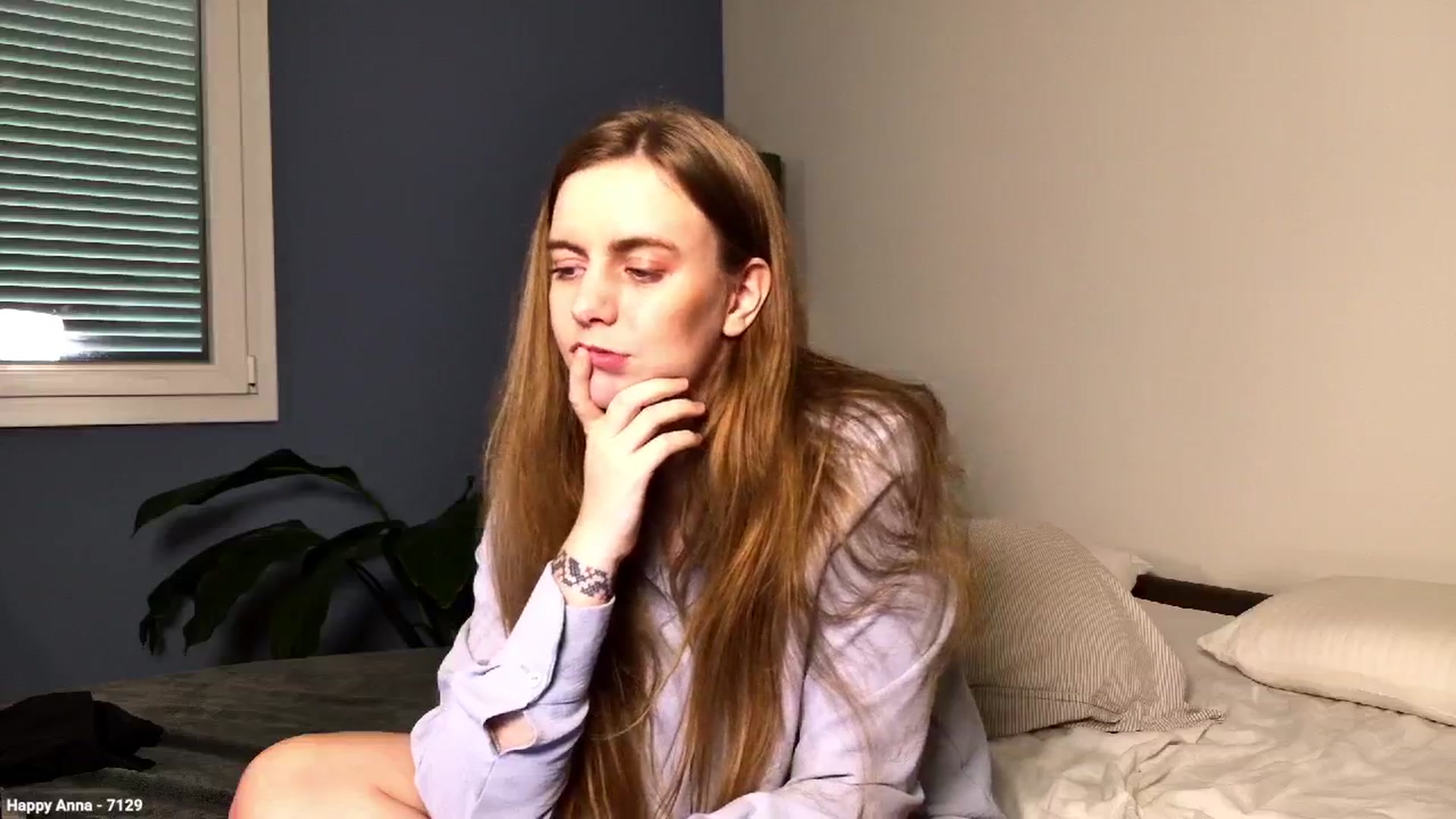 Personage video thumbnail