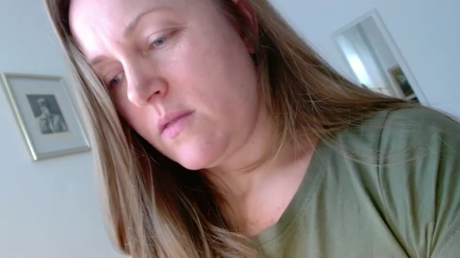JustLily video thumbnail