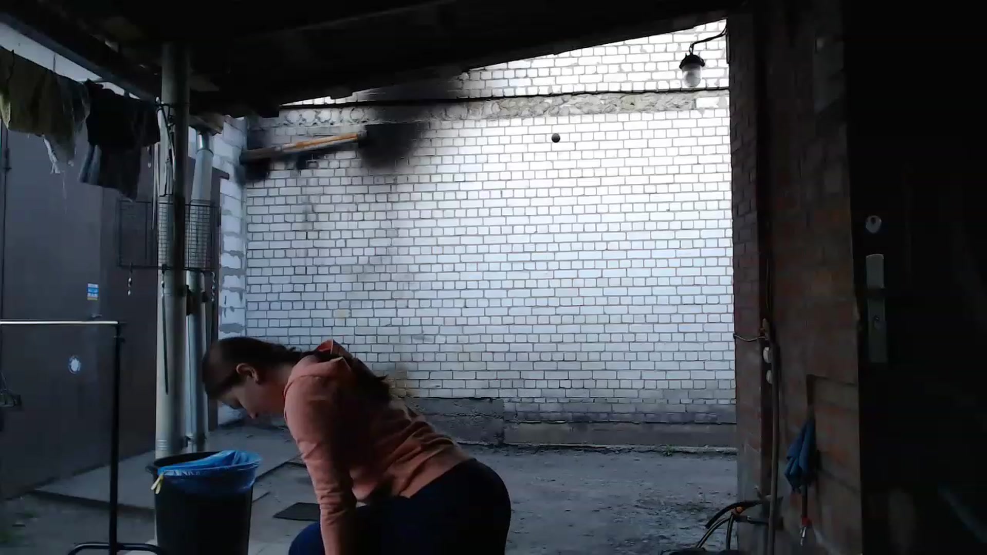 QueenSmile video thumbnail
