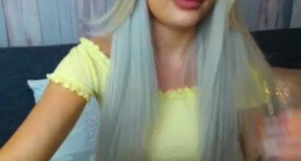 KayBoo_ video thumbnail