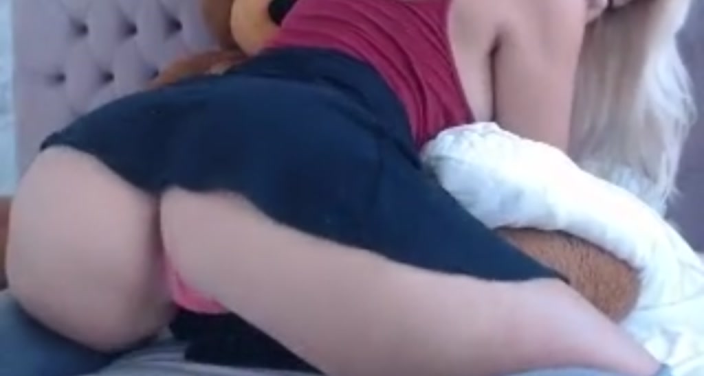 LittleNymphh video thumbnail