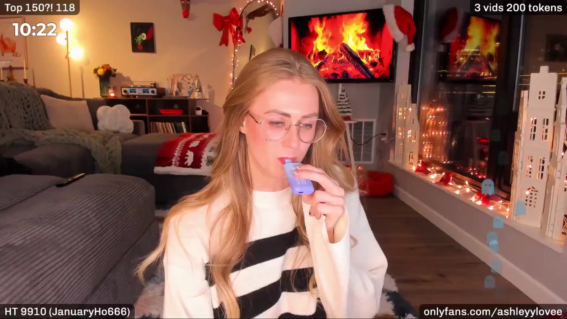 AshleyyLovee video thumbnail