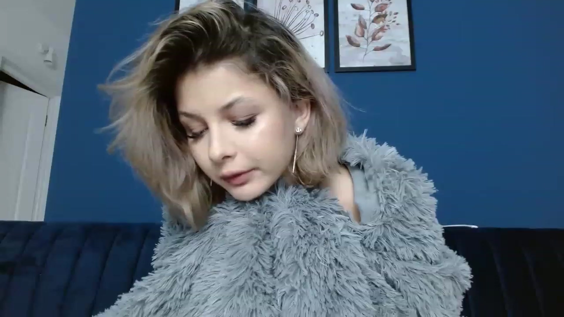 DavinaDevine1 video thumbnail