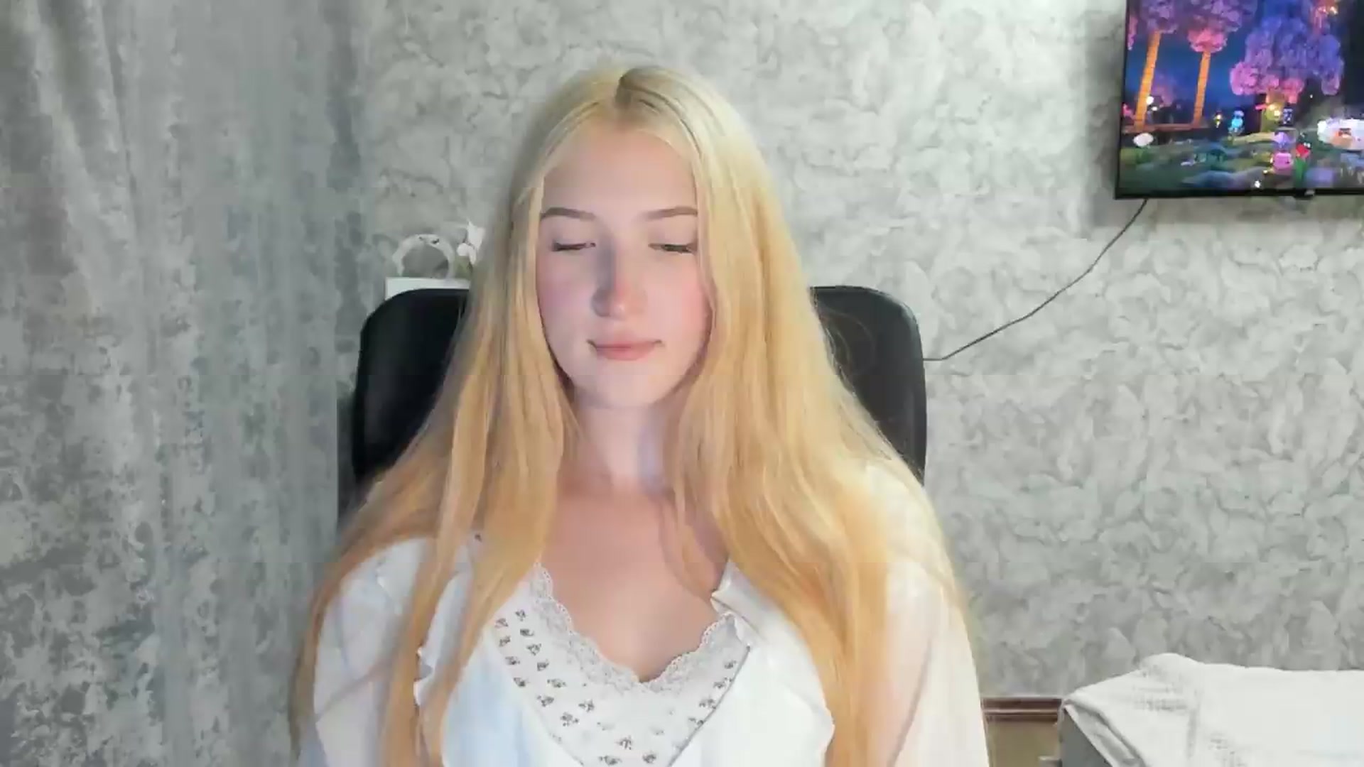 Ilona_Here video thumbnail