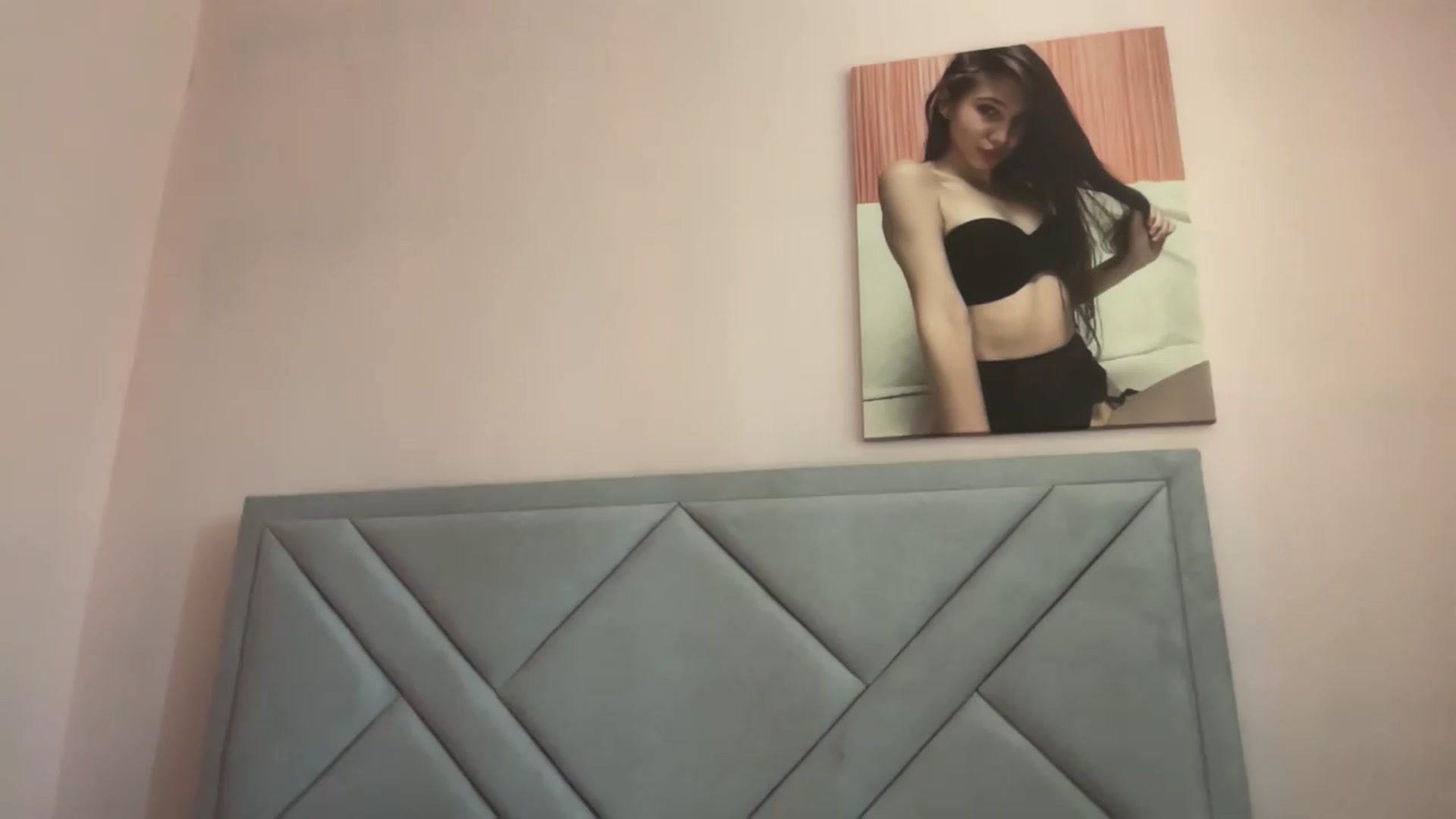 MariRi video thumbnail