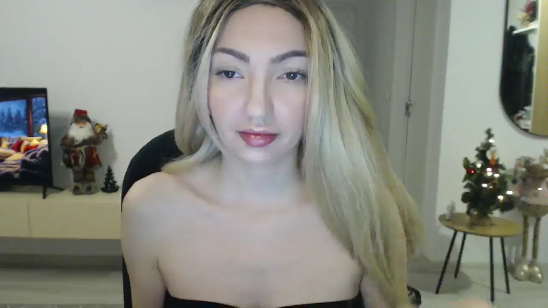 AlyVee video thumbnail