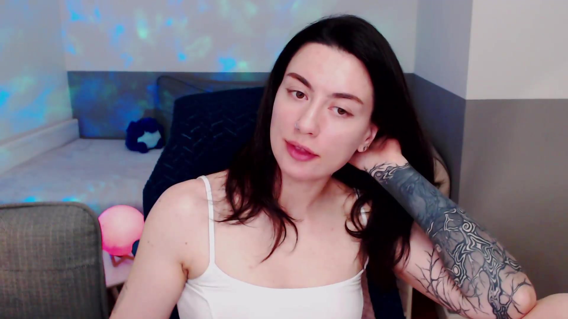 HeyAriel video thumbnail