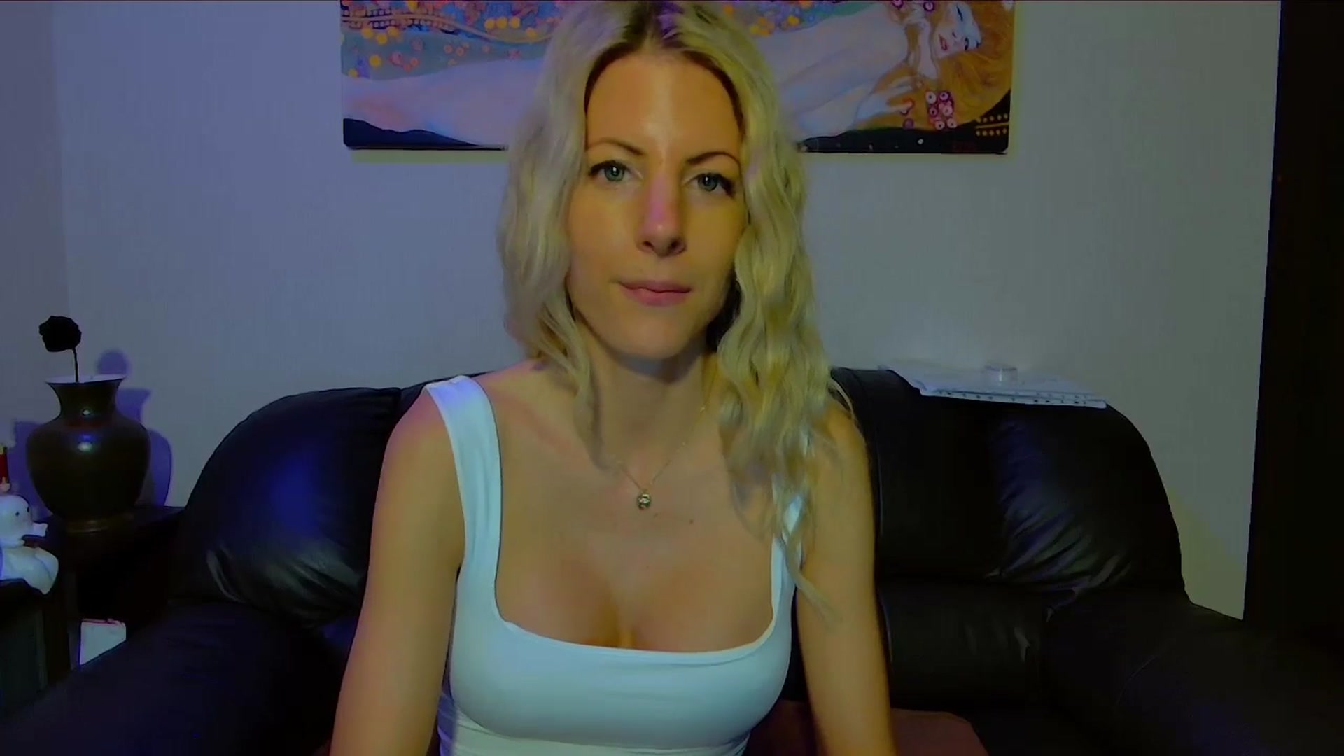 Helenadoll video thumbnail