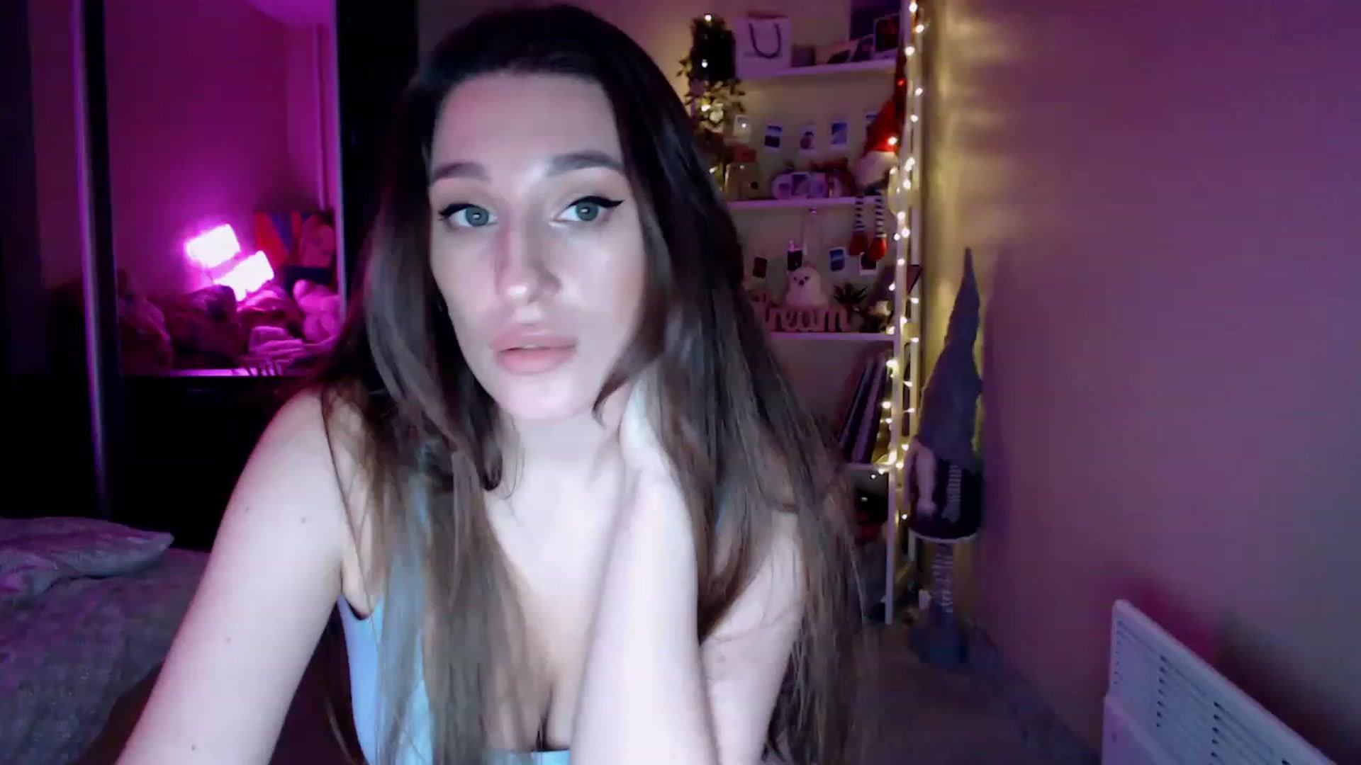 Adriana_b video thumbnail