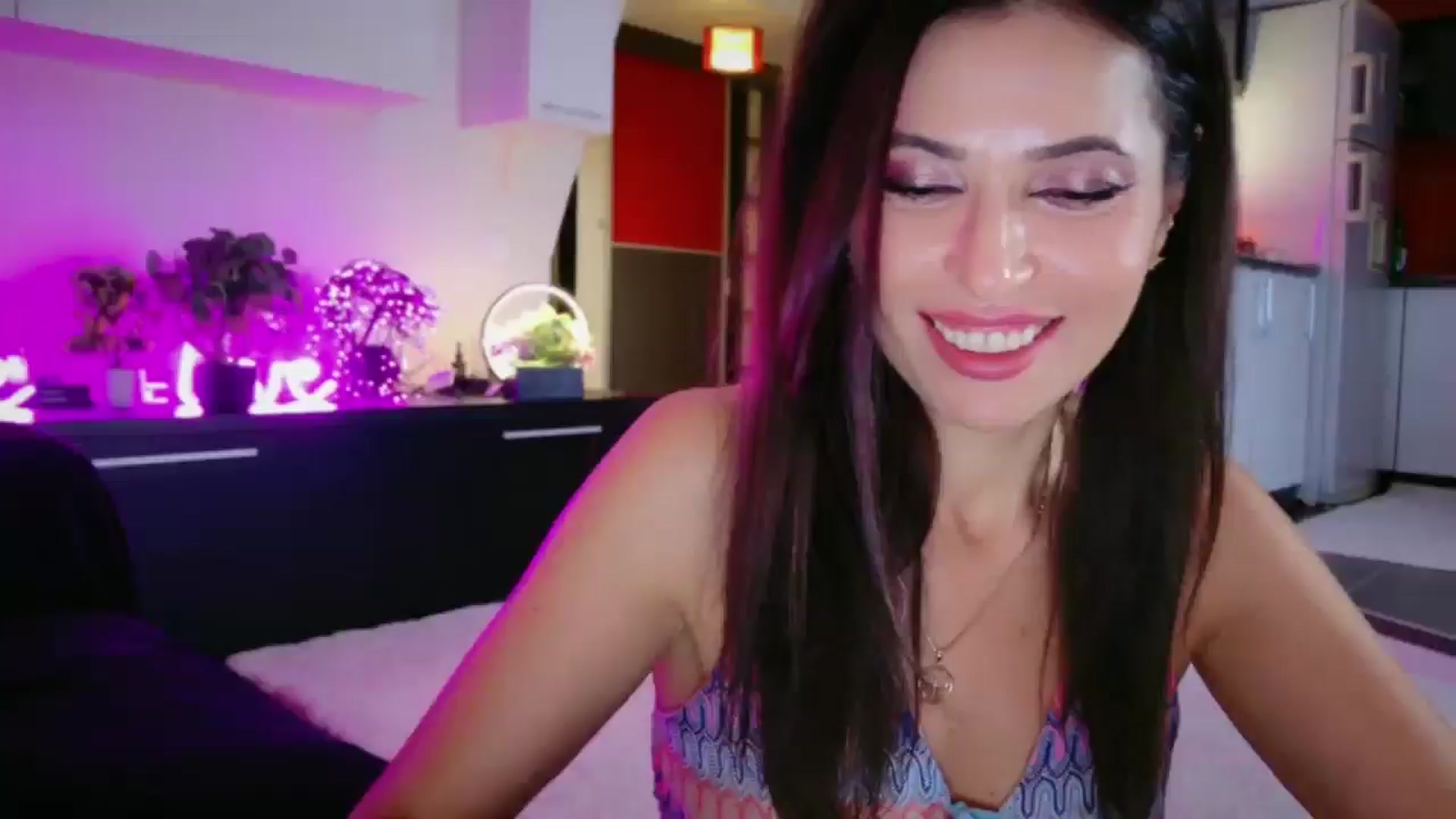 SmileyTinaa video thumbnail