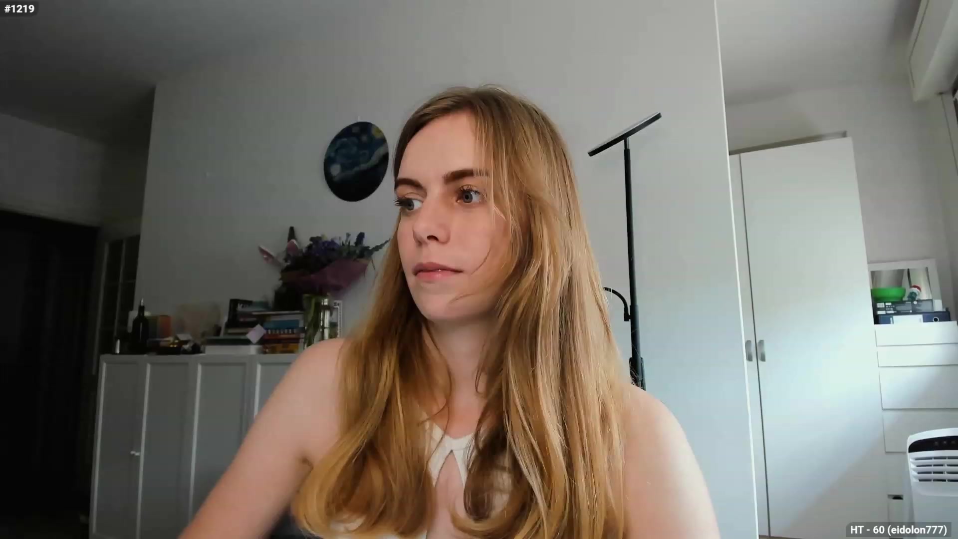Personage video thumbnail