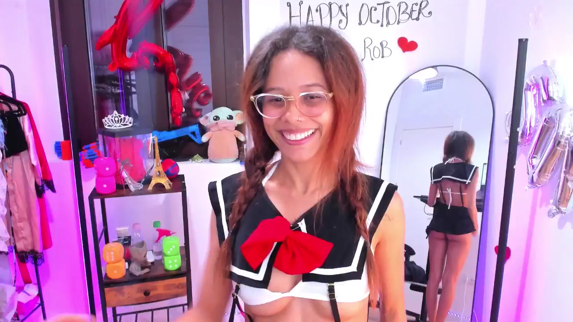 pamela_land video thumbnail