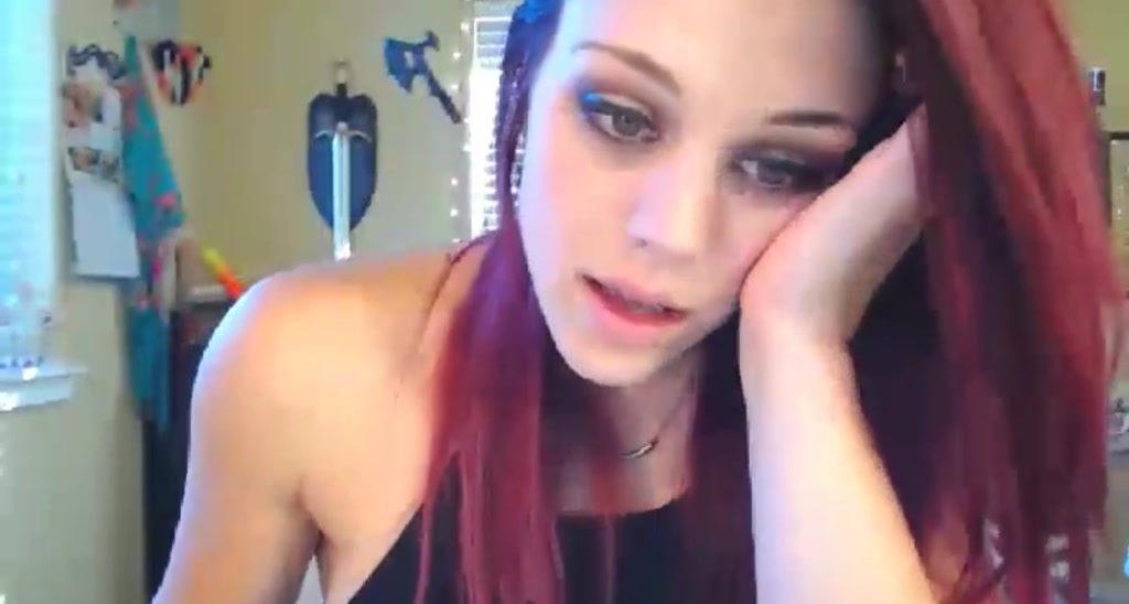 MissMolly video thumbnail