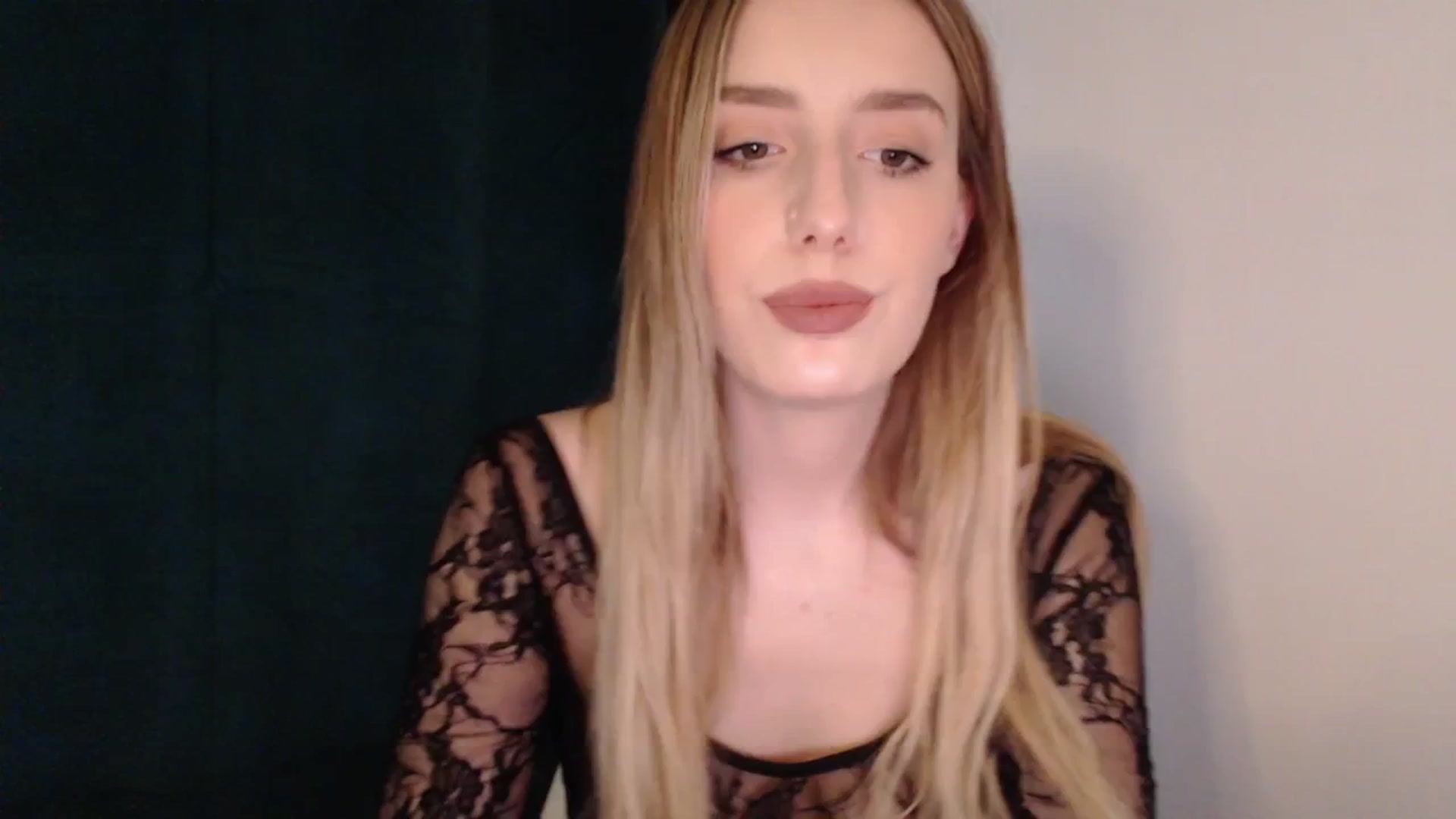 Elenaxkiss video thumbnail