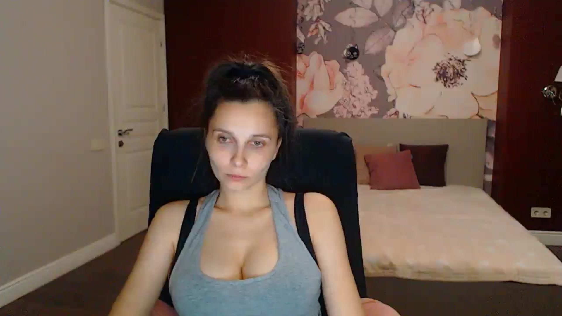 Karina_Mils video thumbnail