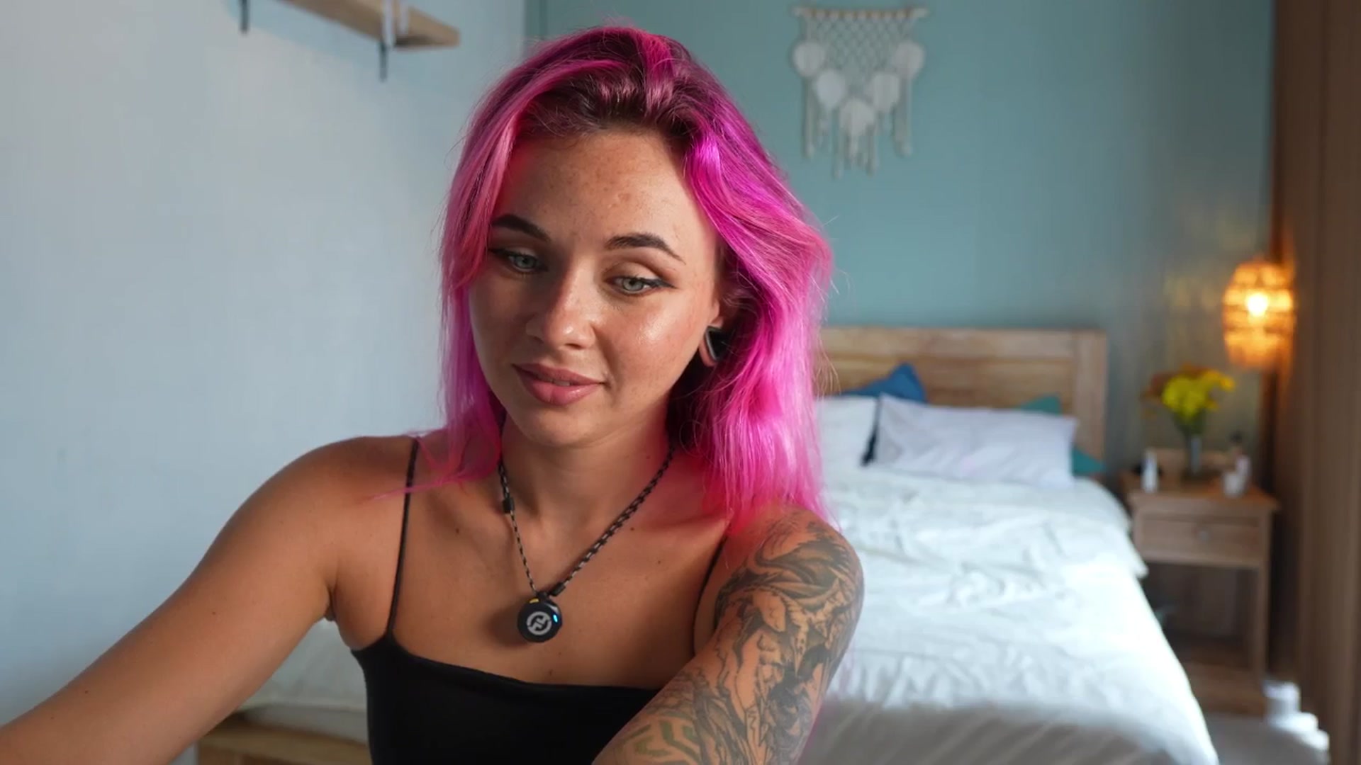 Sarah_Pink video thumbnail