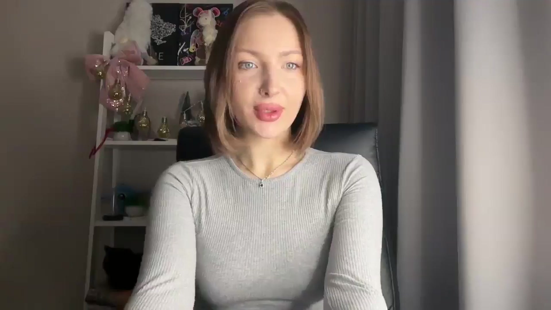 Di_Pearl video thumbnail
