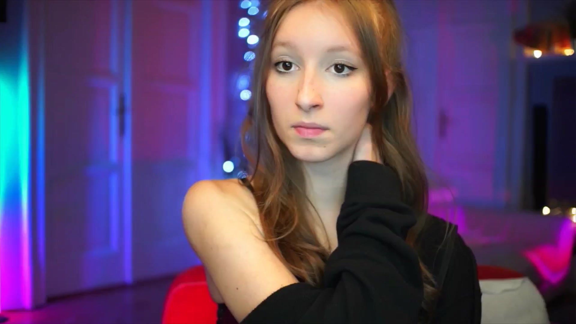Kira9 video thumbnail