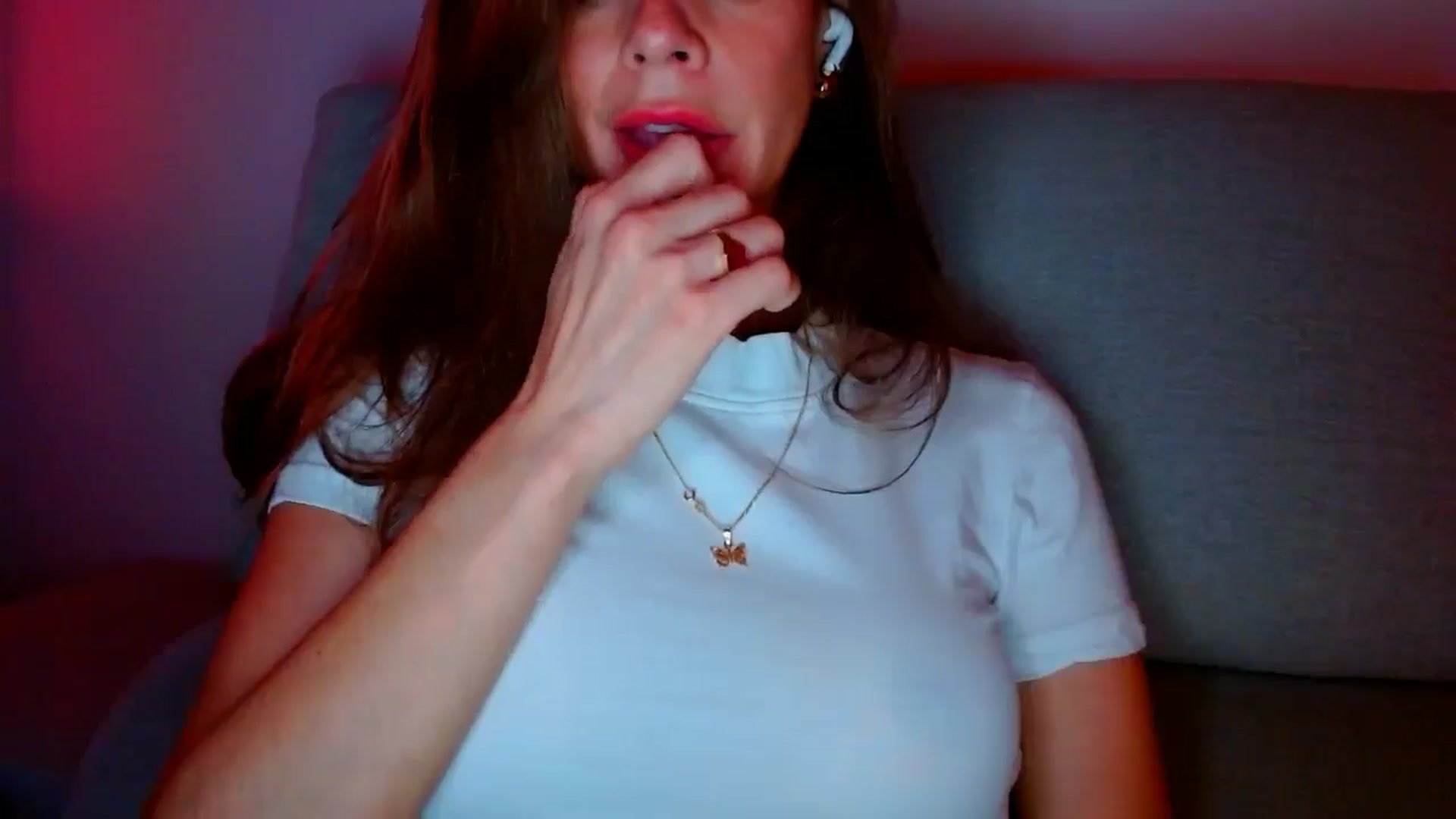fresagirl video thumbnail