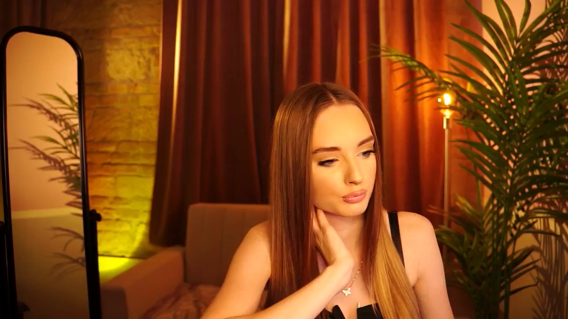 petitegonwild video thumbnail