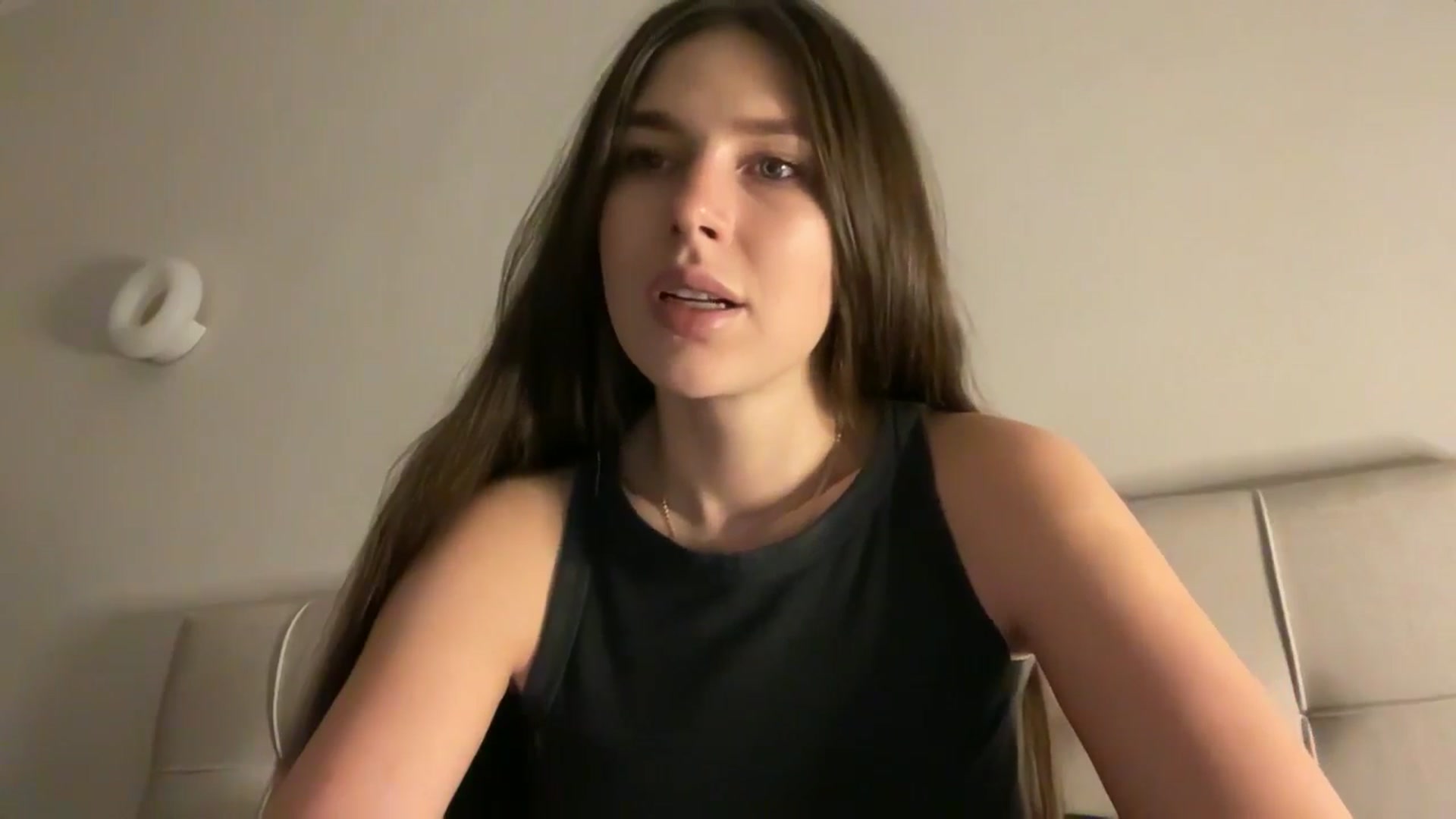 kissfreeze video thumbnail