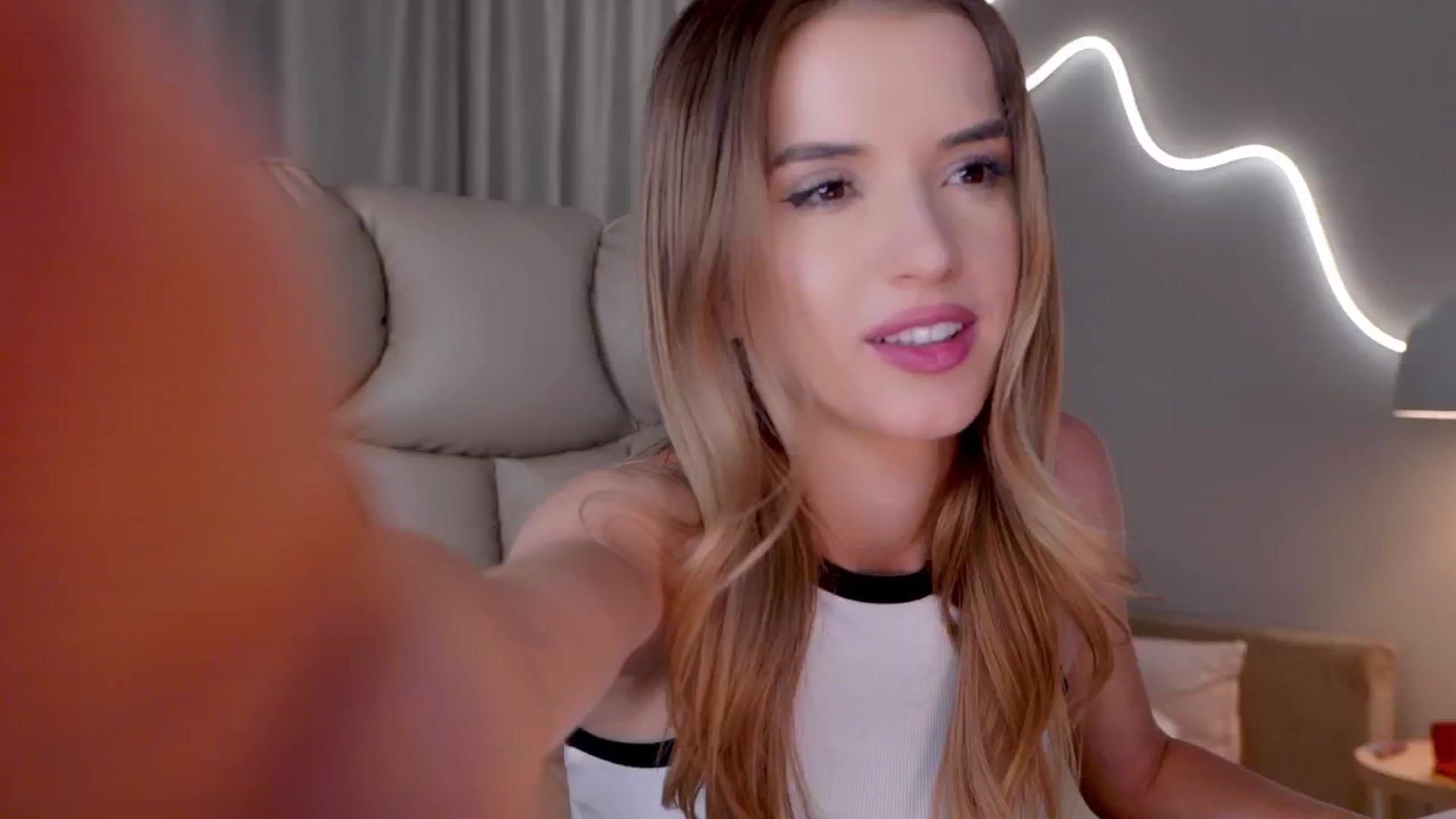 YannaJeen video thumbnail