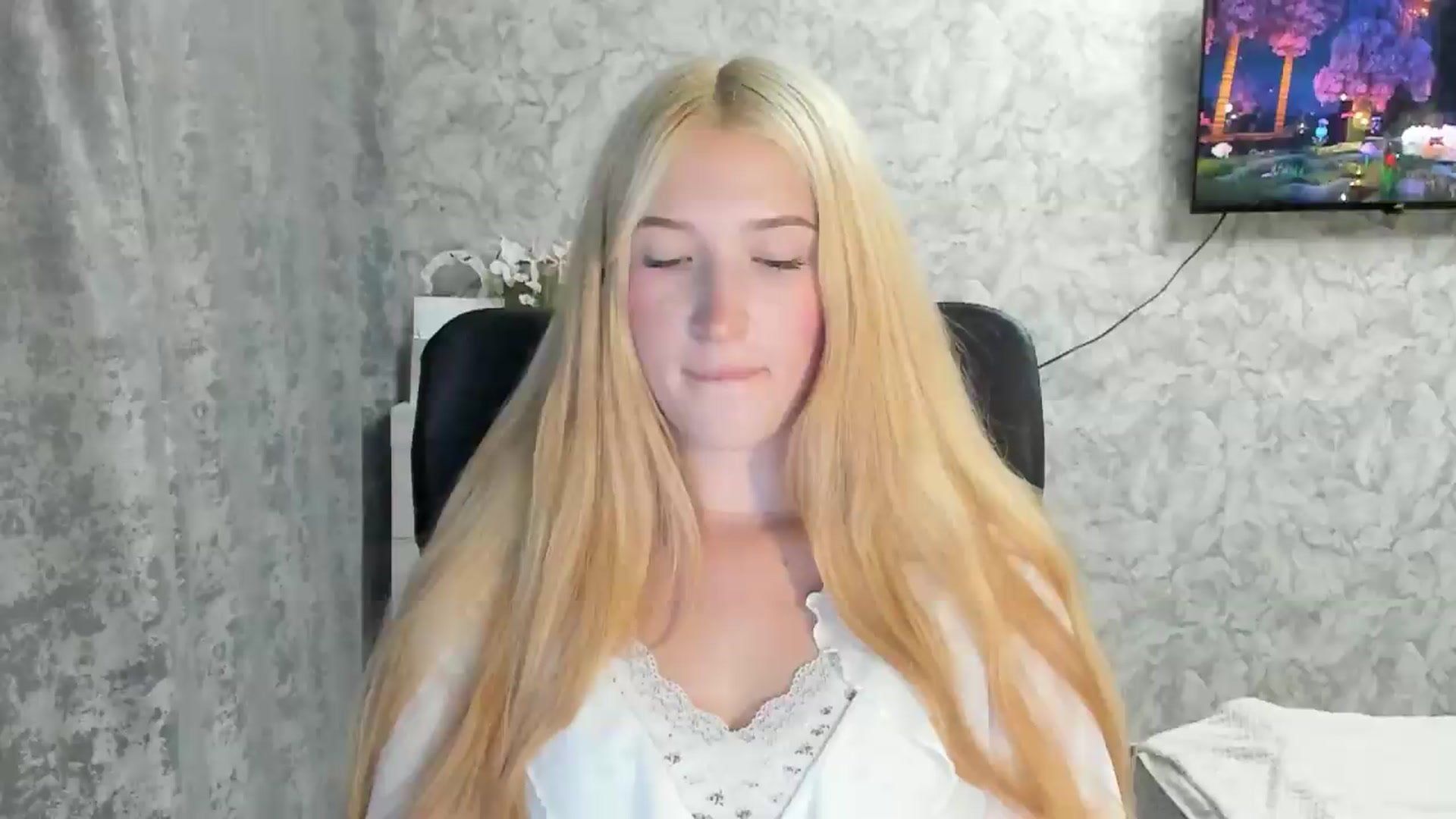 Ilona_Here video thumbnail