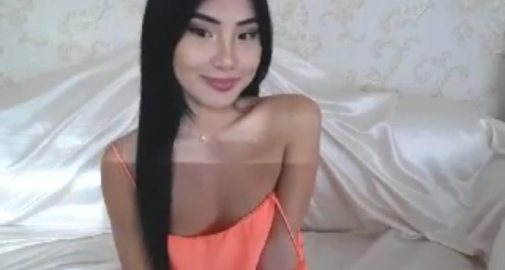 LiliGigi video thumbnail