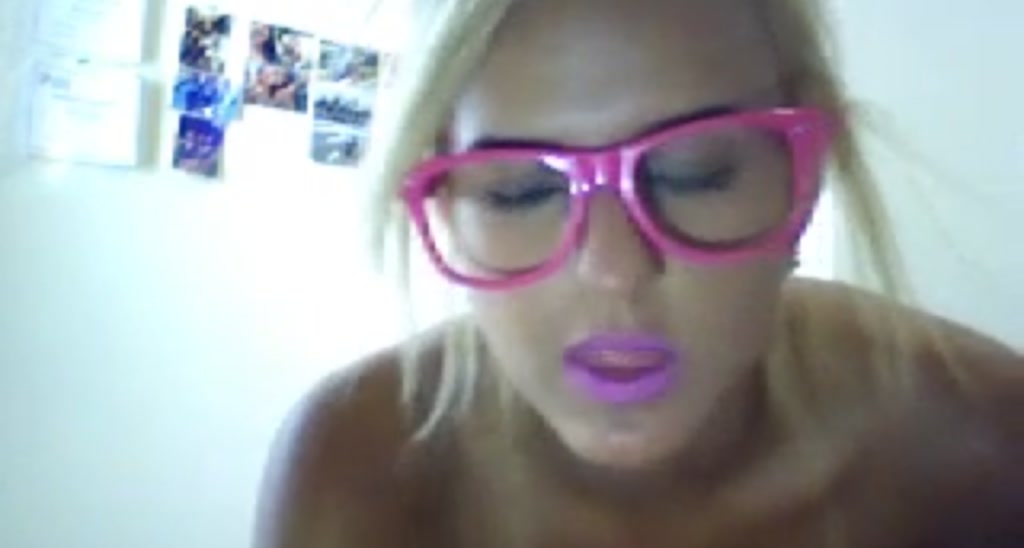 BlondeCheer video thumbnail
