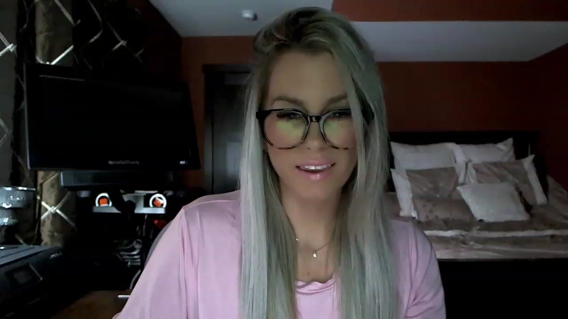 Cora9 video thumbnail