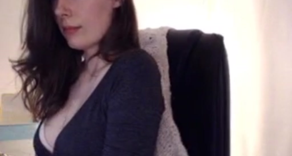 Bee_la video thumbnail